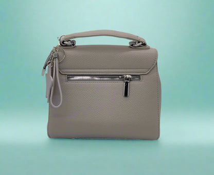 Elegant White Leather Handbag with Crossbody Strap - Premium Women's Shoulder Bag